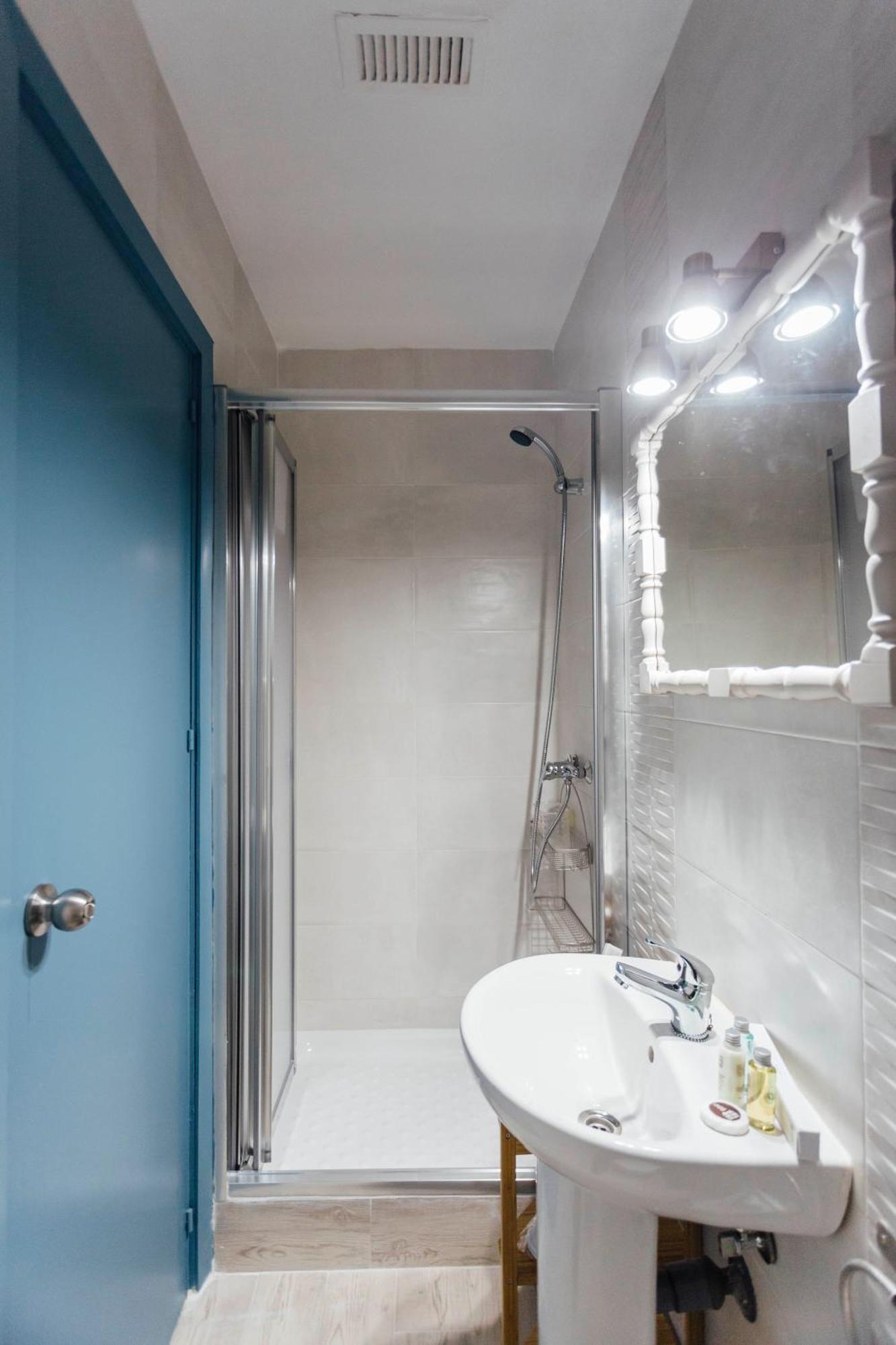 Stunning And Colorful- 4Bd 2Bth- Santa Cruz Apartment Seville Luaran gambar