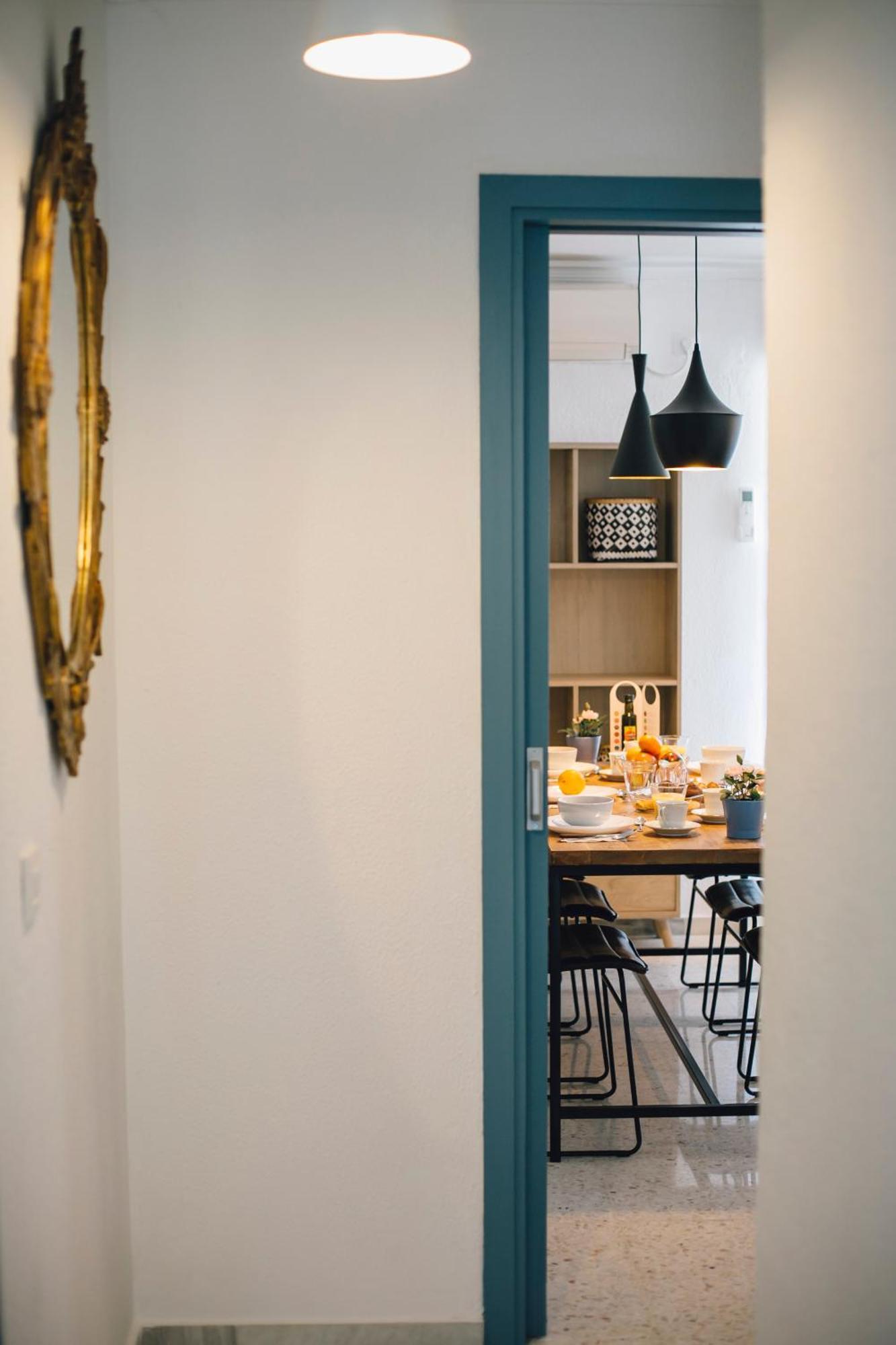 Stunning And Colorful- 4Bd 2Bth- Santa Cruz Apartment Seville Luaran gambar